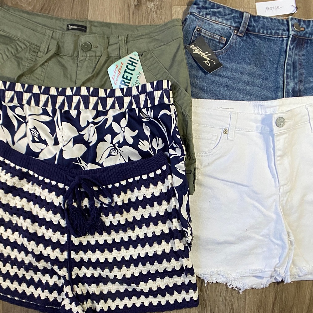 Lot 5 Shorts size 12-14